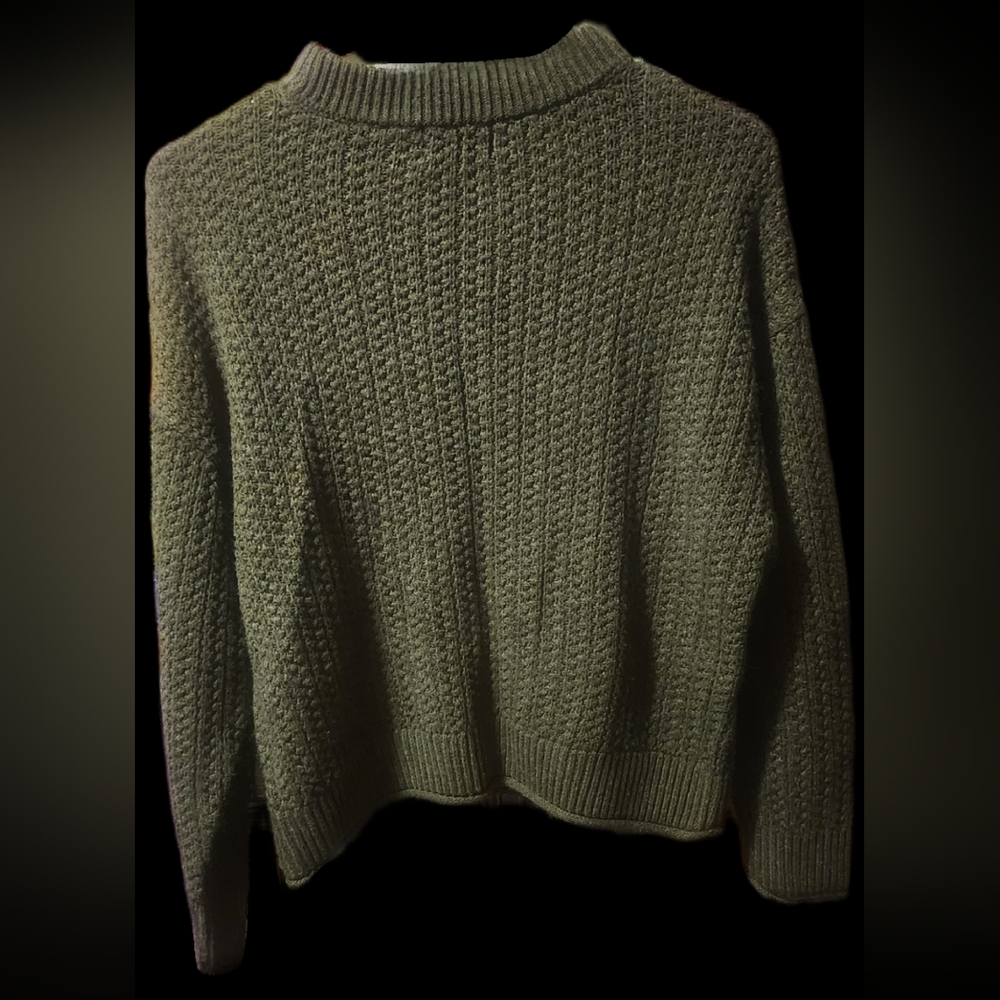Universal Thread Textured Green Sweater - Picture 2 of 3